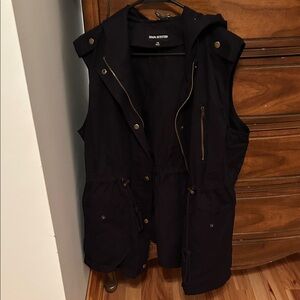 Zenana Outfitters Black Hooded Vest